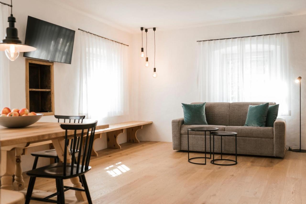 St. Vigilius Modern Historic Apartments Nalles Exterior foto