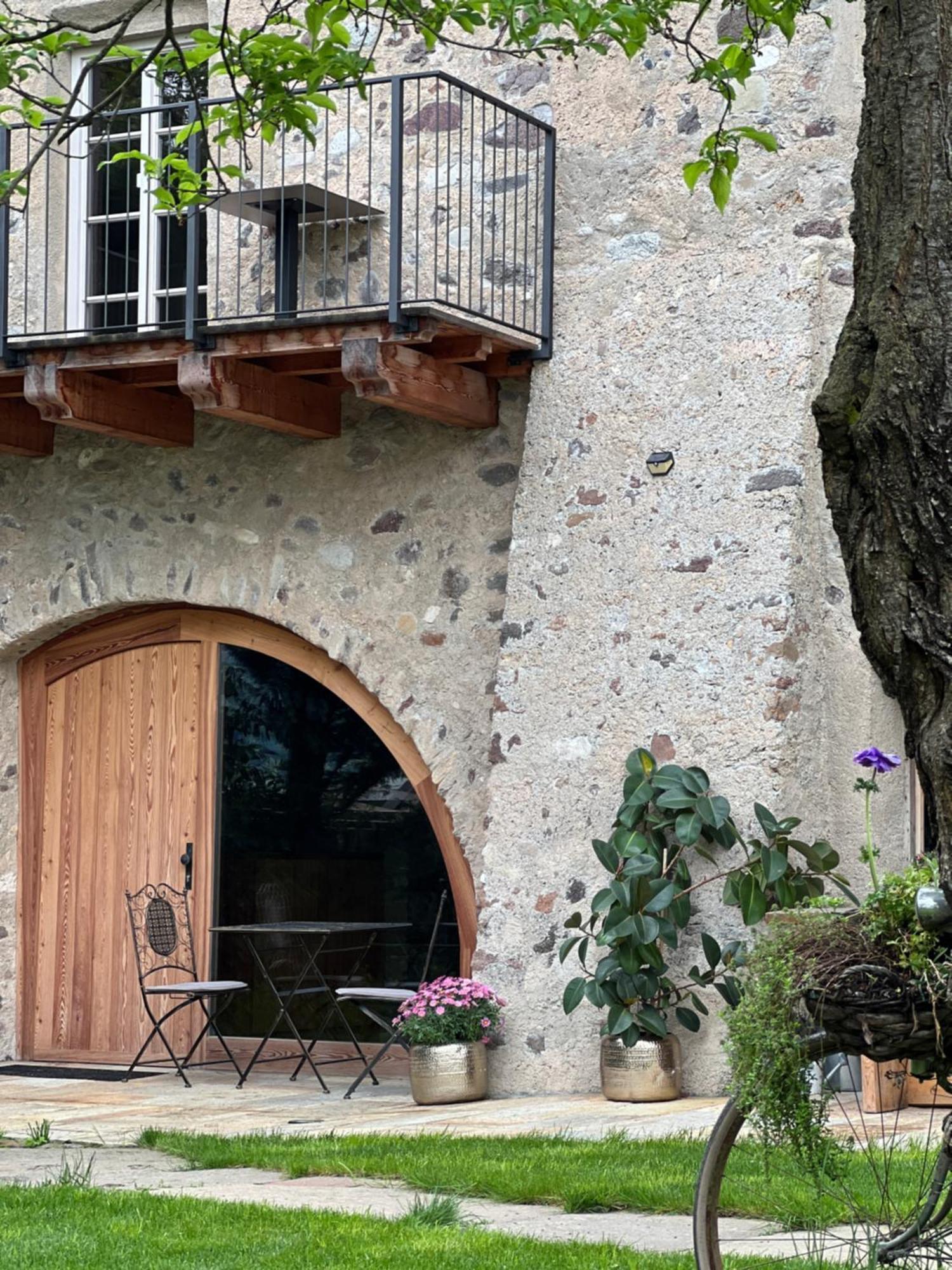 St. Vigilius Modern Historic Apartments Nalles Exterior foto
